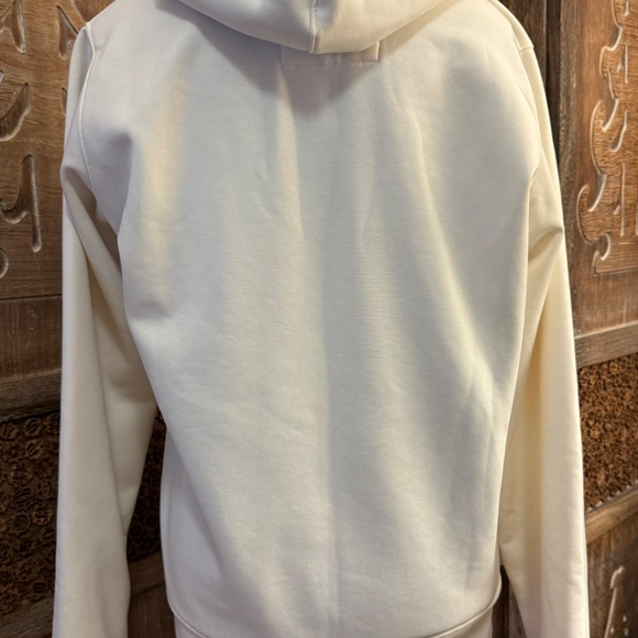 UA Hoodie - Picture 3 of 6